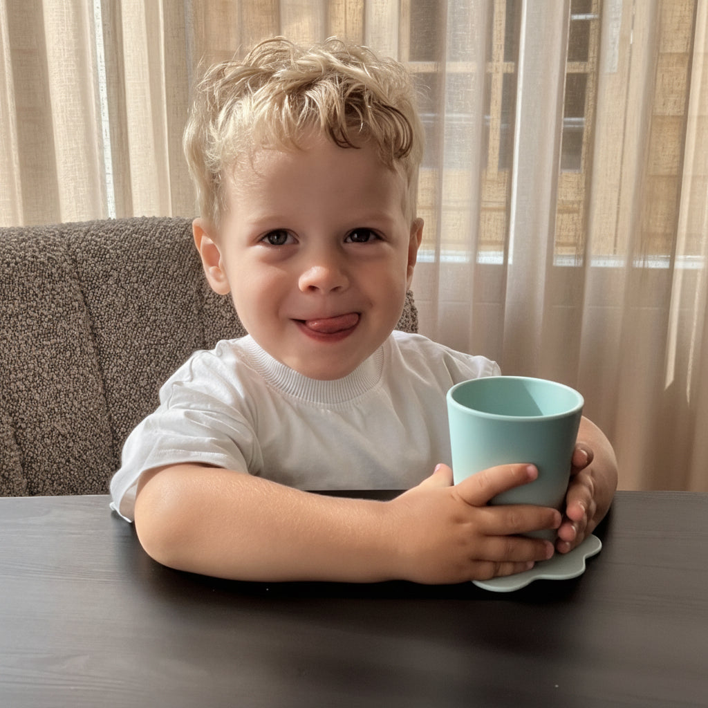 Gezond leren drinken zonder te knoeien